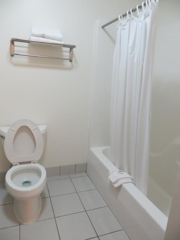 Travelodge By Wyndham Missouri Valley